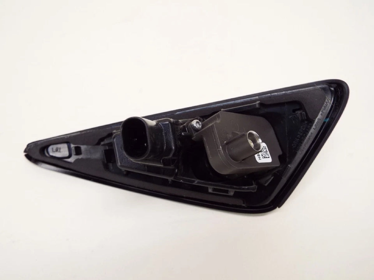 Hw4.0 Side Repeater Camera – Tesla Model Y (2019-2024) OE# 1820734-00-D, 1820735-00-D