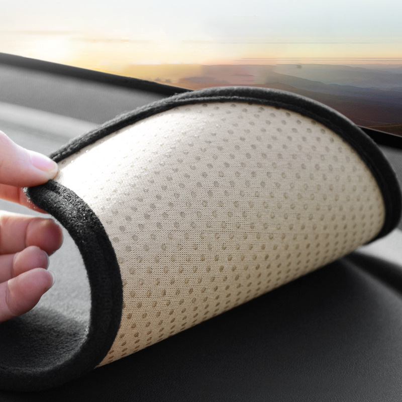 Premium Anti-Glare Dash Mat for Tesla Model Y/3: Sun Protection and Dashboard Preservation Accessory